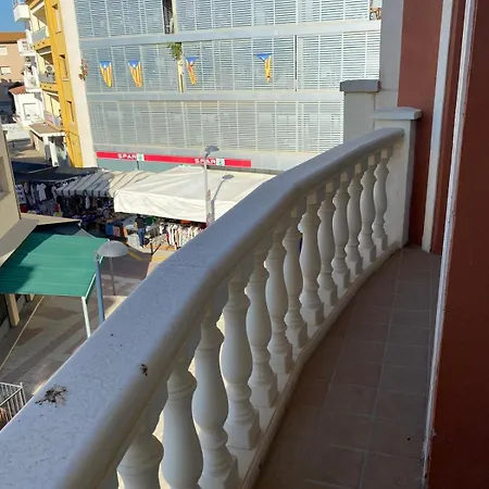 Jordi's Flat Close To The *